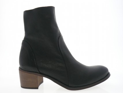 femme boots Aliwell alias